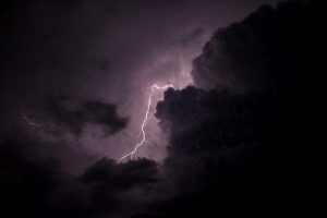 U.S. thunderstorms lead mid-year catastrophe losses: Munich Re