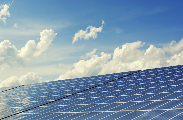 kWh Analytics closes 23 MW Solar Revenue Put, backed by Swiss Re
