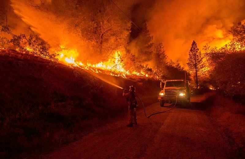 California’s Carr wildfire continues property destruction as containment grows